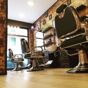 Barbiere per rifinitura barba a Verona